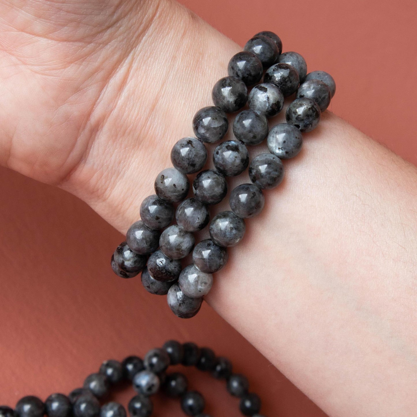 larvikite, larvikite bracelet, larvikite jewelry, larvikite crystal, larvikite stone, larvikite properties, larvikite healing properties, larvikite metaphysical properties, larvikite meaning, crystal bracelet, crystal jewelry