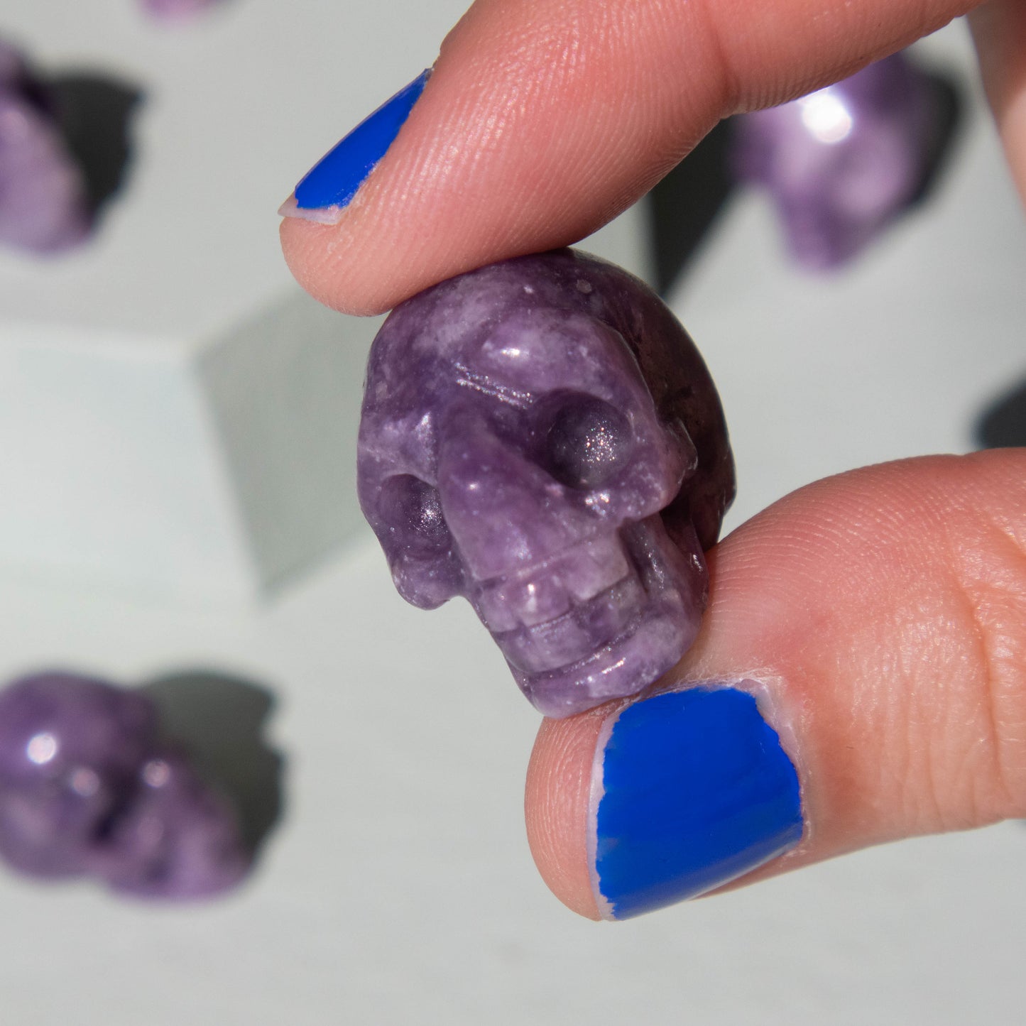 lepidolite, lepidolite skull, crystal skull, gemstone skull, lepidolite crystal, lepidolite stone, lepidolite gemstone, lepidolite properties, lepidolite healing properties, lepidolite metaphysical properties, lepidolite meaning