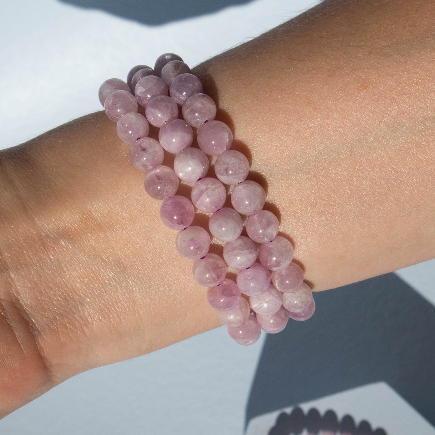 kunzite, kunzite bracelet, kunzite jewelry, crystal bracelet, crystal jewelry, gemstone bracelet, gemstone jewelry, kunzite crystal, kunzite stone, kunzite properties, kunzite healing properties, kunzite metaphysical properties, kunzite meaning