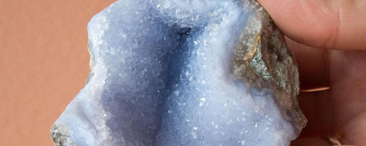 blue lace agate, blue lace agate crystal, blue lace agate stone, blue lace agate properties, blue lace agate healing properties, blue lace agate meaning