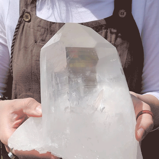 Large Lemurian Point