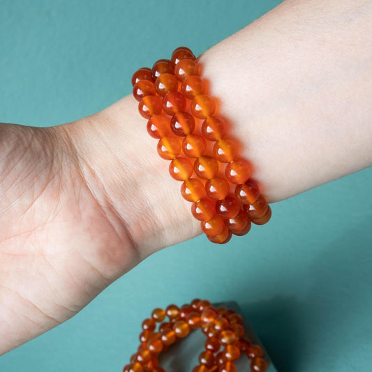 carnelian, carnelian bracelet, carnelian jewelry, crystal bracelet, crystal jewelry, carnelian crystal, carnelian stone, carnelian properties, carnelian healing properties, carnelian metaphysical properties, carnelian meaning