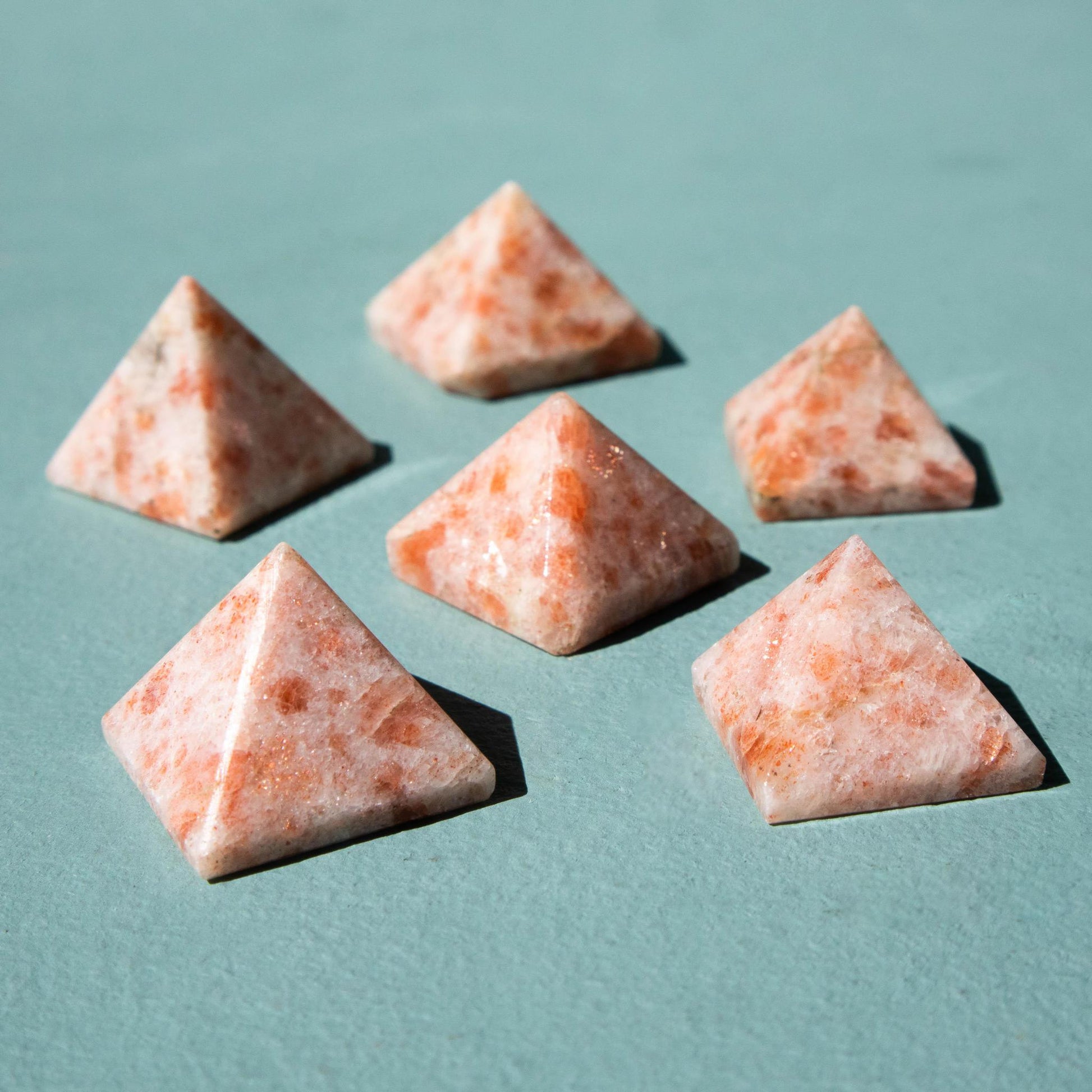 sunstone, sunstone pyramid, crystal pyramid, sunstone crystal, sunstone stone, sunstone properties, sunstone healing properties, sunstone metaphysical properties, sunstone meaning