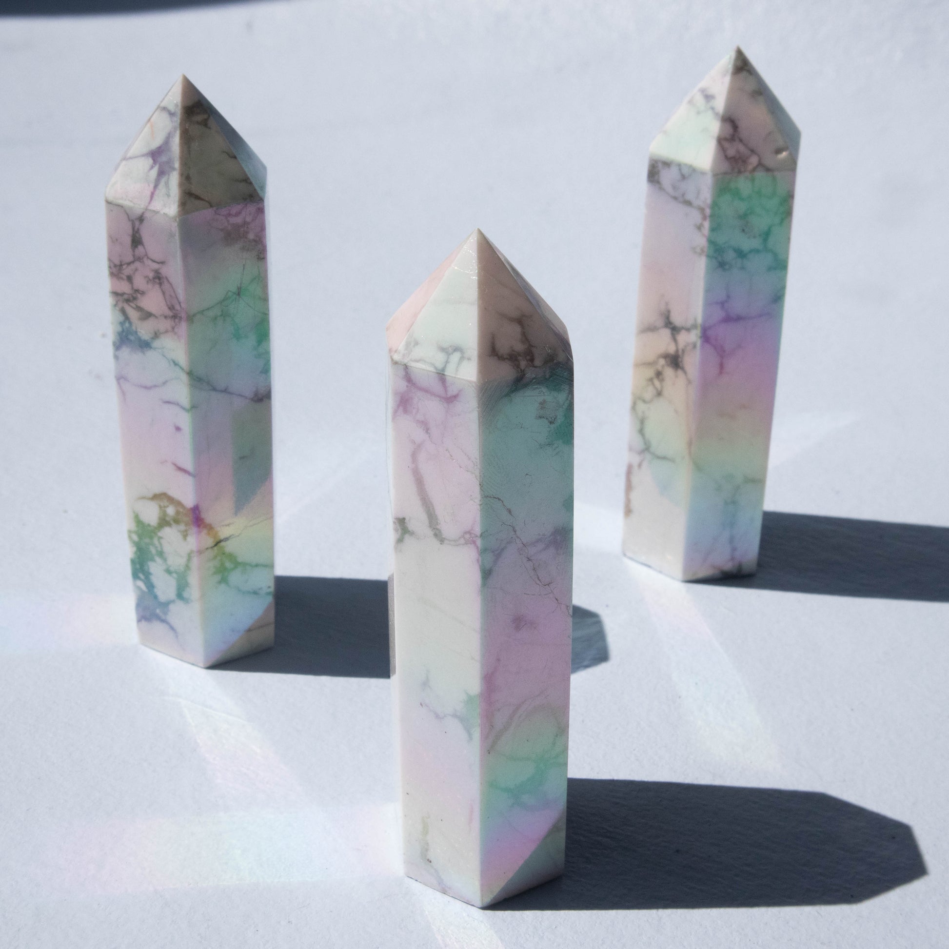 howlite, aura howlite, howlite tower, crystal tower, gemstone tower, howlite crystal, howlite stone, howlite gemstone, howlite properties, howlite healing properties, howlite metaphysical properties, howlite meaning, aura properties, aura meaning