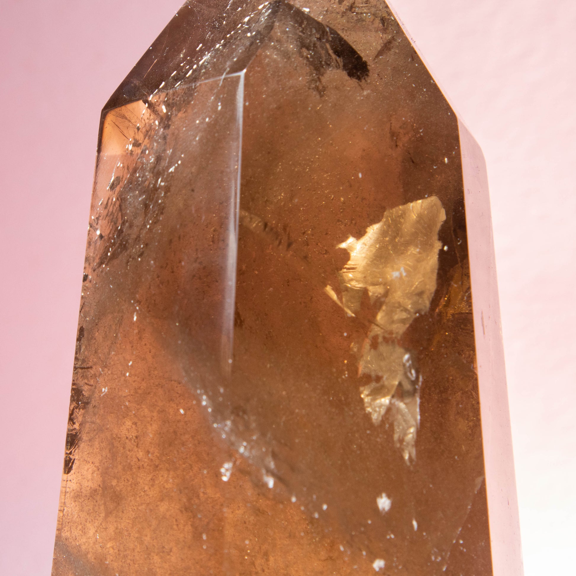 smoky quartz, smoky quartz tower, crystal tower, gemstone tower, smoky quartz crystal, smoky quartz stone, smoky quartz properties, smoky quartz healing properties, smoky quartz metaphysical properties, smoky quartz meaning