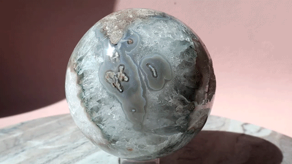 agate, agate druzy sphere, agate sphere, druzy sphere, crystal sphere, gemstone sphere, agate crystal, crystal druzy, druzy crystal, agate stone, agate gemstone, agate properties, agate healing properties, agate metaphysical properties, agate meaning