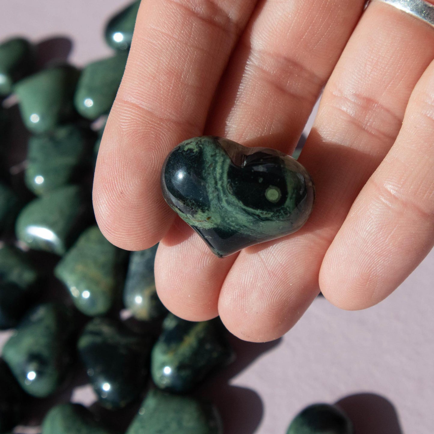 kambaba jasper, kambaba jasper mini heart, kambaba jasper heart, crystal heart, mini crystal heart, kambaba jasper crystal, kambaba jasper stone, kambaba jasper properties, kambaba jasper healing properties, kambaba jasper metaphysical properties, kambaba jasper meaning